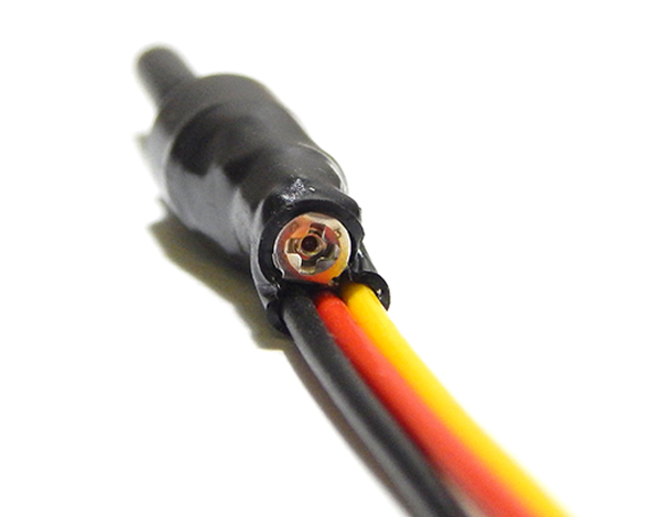 Микрофон активного питания 12В CO-MA03 ComOnyx близко